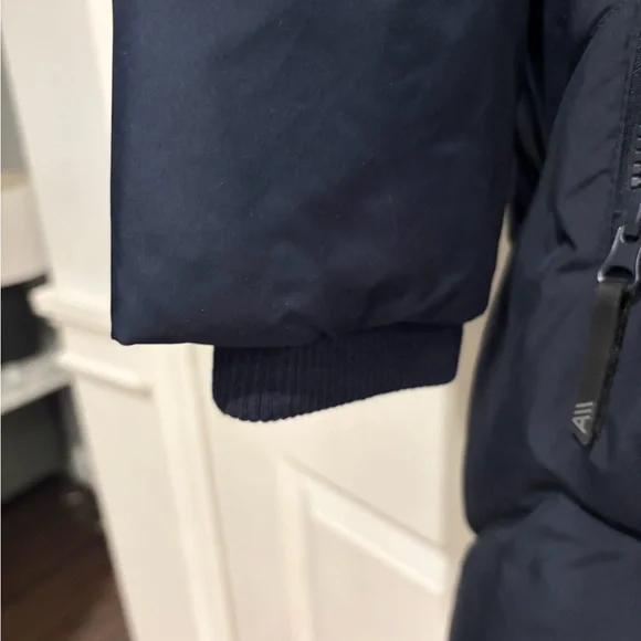 Andrew Marc Navy Puffer Jacket - Picture 4 of 5